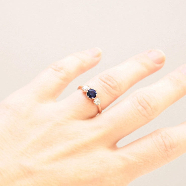 blue-sapphire-diamond-engagement-ring-rose-gold