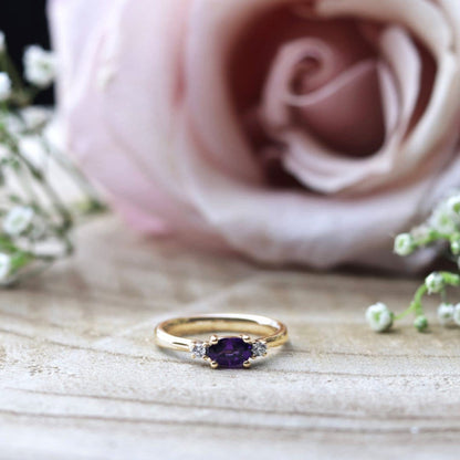 amethyst and diamond ring yellow gold