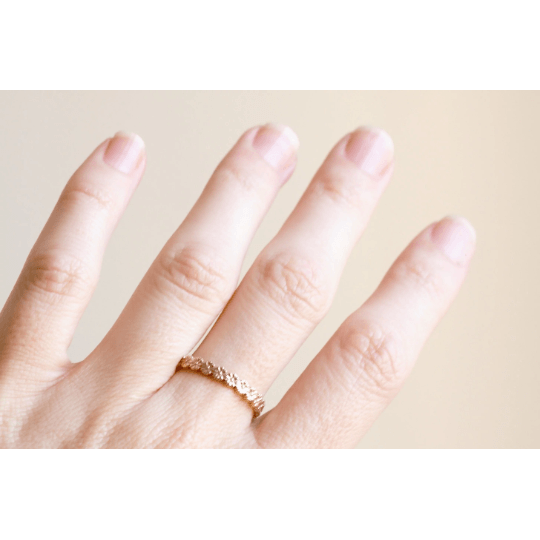 Daisy eternity wedding ring - Vinny &amp; Charles